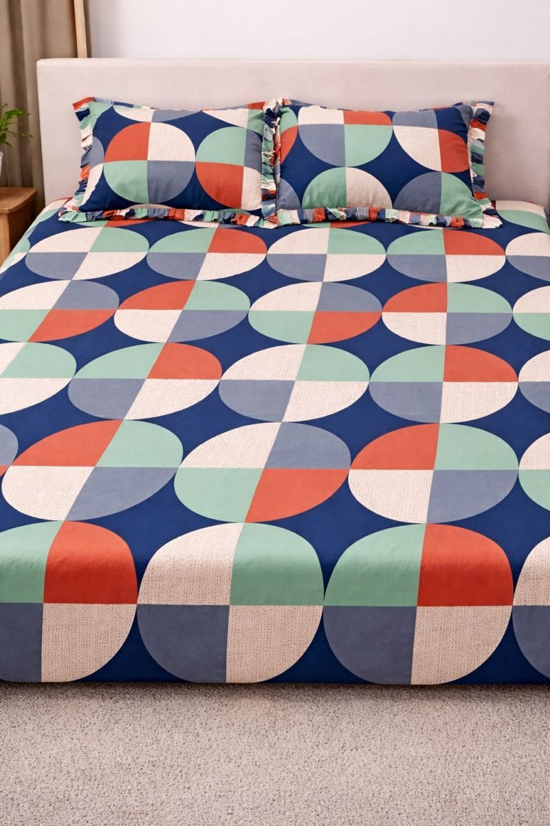 Abstract Geometric Printed Cotton Double Bedsheet with 2 Pillow Covers (90x100 Inches)